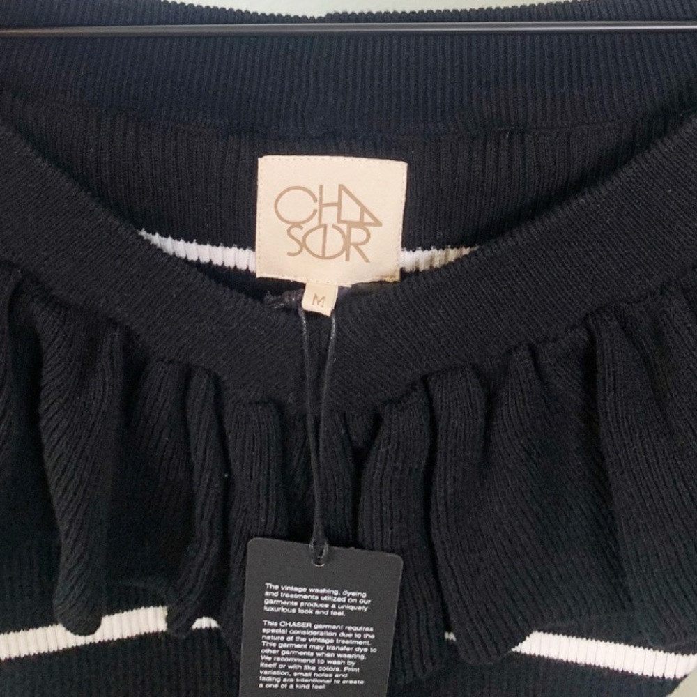 NWT Chaser Ruffle Striped Rib Off Shoulder Sweater - Picture 4 of 6